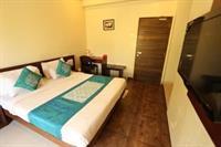 Oyo Rooms Devka Beach Road Daman Exterior photo